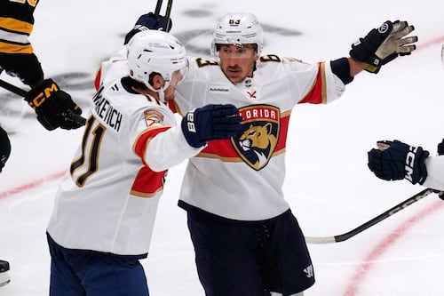 Sidney Crosby’s two goals and an assist lead Penguins to 5-3 win over Panthers