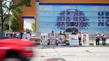 Wisconsin Planned Parenthood resumes offering abortions after a nearly monthlong pause