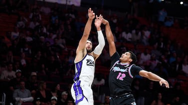 Zach LaVine scores 42, Kings top Heat 127-111 to snap four-game slide