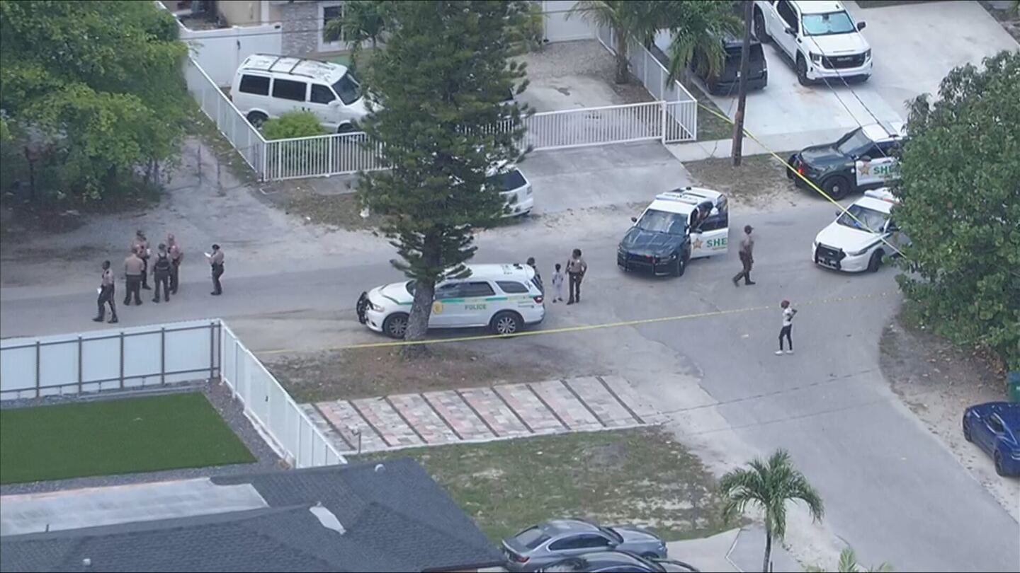 Woman dies after Miami-Dade deputies find her shot in chest