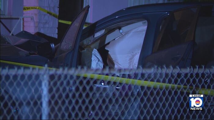 Fleeing suspect crashes into home near South Miami, deputies say