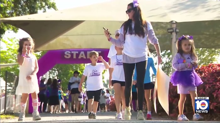 Epilepsy Alliance Florida supporters Walk the Talk at Zoo Miami