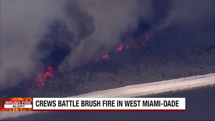 Wildfire burns 600 acres in western Miami-Dade