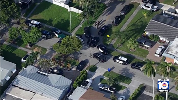 Broward chase involving stolen car ends in guns-drawn standoff after crash involving 2 police cruisers, police say