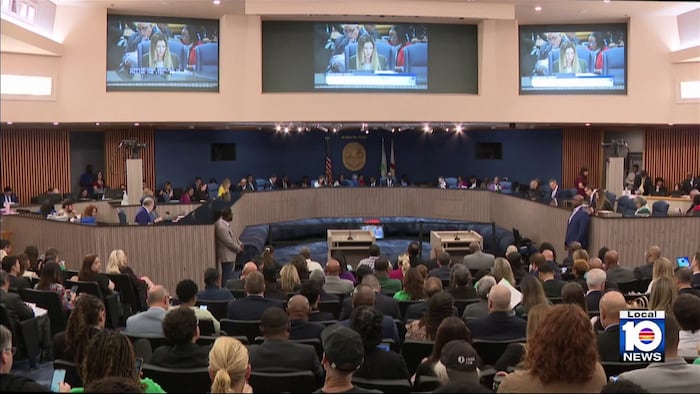Miami-Dade faces tough choices in budget battle – WPLG Local 10