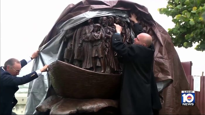 Miami leaders advocating for migrant rights embrace powerful Catholic symbolism