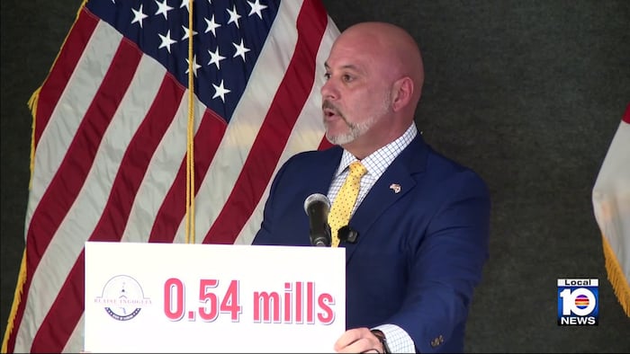 Florida CFO Claims $190M Excess Spending in Broward Budget