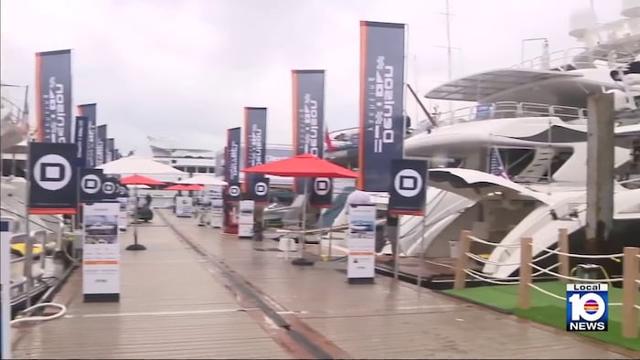 Fort Lauderdale Boat Show Opens with $900M Sales, 100,000 Visitors