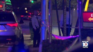 1 dead, 1 wounded in shooting outside Pompano Beach McDonald’s