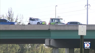 1 killed in crash on Turnpike in Davie involving SUV, FedEx tractor-trailer